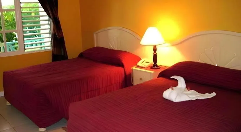Gold Nugget Hotel Negril 3*,