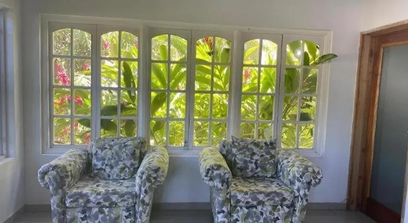 Gold Nugget Hotel Negril Jamaïque