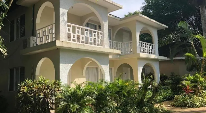 Gold Nugget Hotel Negril 3*,