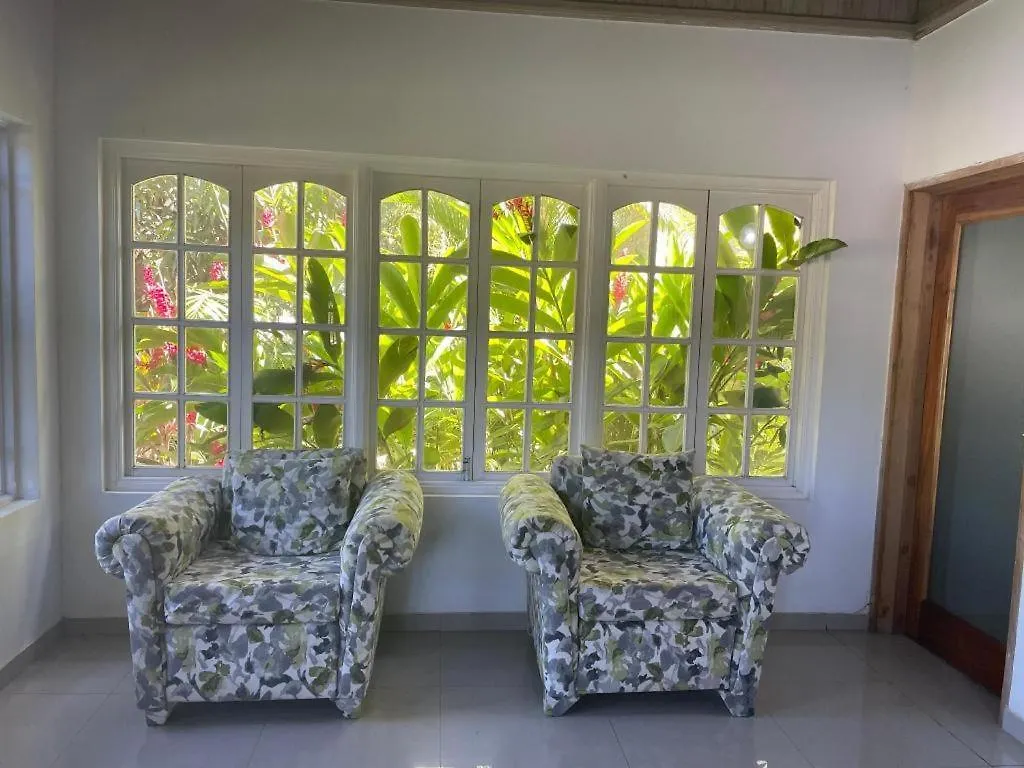 Gold Nugget Hotel Negril Giamaica